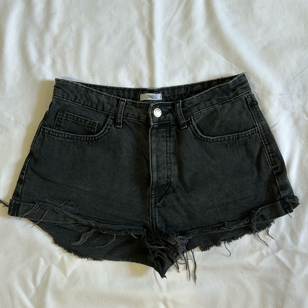 Forever 21 Jean shorts size 29